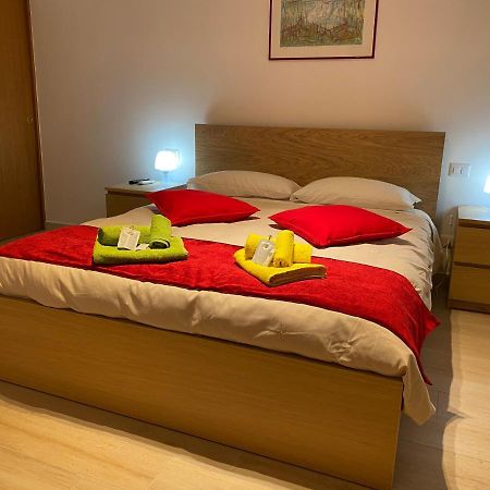 Aurus Casa Vacanze Рим Экстерьер фото