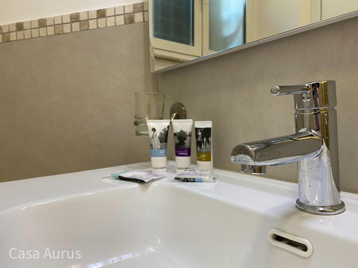 Aurus Casa Vacanze Рим Экстерьер фото